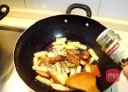 黑椒香干炒笋条的做法图解8