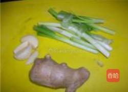 红烧腐竹酿肉的做法图解2