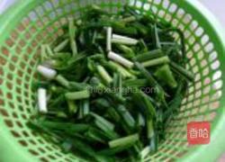 大蒜素鸡炒肉丝的做法图解2