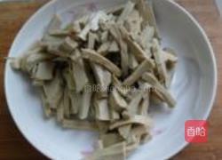 大蒜素鸡炒肉丝的做法图解3