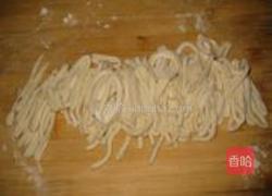 茴香炒面的做法图解4