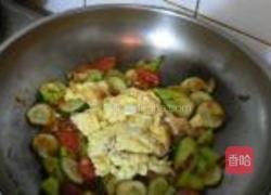 西红柿黄瓜炒鸡蛋的做法图解8
