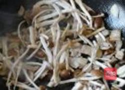 茶树菇木耳炒肉片的做法图解6