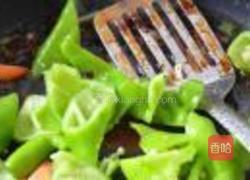 酱爆尖椒大肠的做法图解6