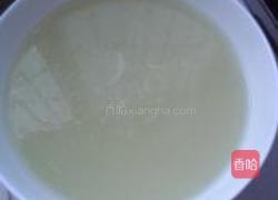 金针菇猪肚汤的做法图解2