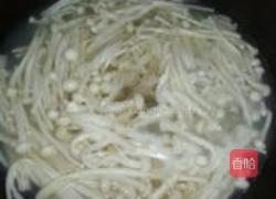 金针菇猪肚汤的做法图解7