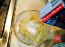 金枪鱼焗饭的做法图解2