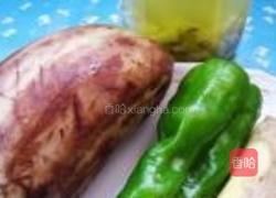 泡椒藕丁的做法图解1