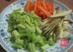 香芹带鱼的做法图解1