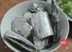 香芹带鱼的做法图解2