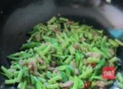 空心菜炒瘦肉的做法图解3