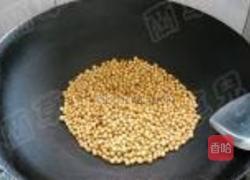 辣炒酥黄豆的做法图解2