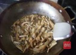 茶树菇烧凤爪的做法图解8