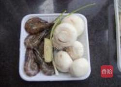 茄味口蘑虾球的做法图解1
