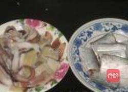 带鱼烧鱿鱼的做法图解1
