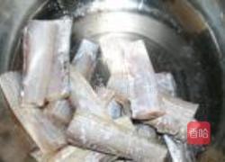 鱼香红烧带鱼的做法图解2