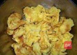 虾皮木耳炒鸡蛋的做法图解6