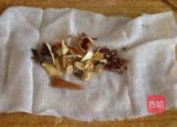 白卤肘子的做法图解5