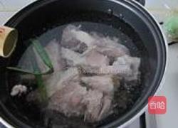 茶树菇牛骨煲的做法图解4