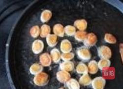 回锅鹌鹑蛋的做法图解2