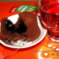巧克力惊奇蛋糕的做法[图]