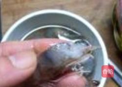 鲜虾大蒜烧豆腐的做法图解1