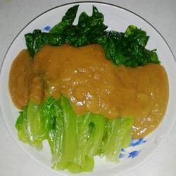 花生腐乳酱拌生菜的做法[图]