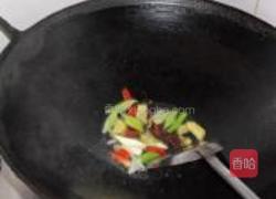 仔鸡烧毛豆的做法图解4