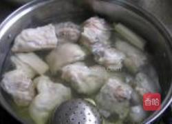 红烧猪蹄炖黄豆的做法图解4