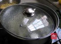 红烧猪蹄炖黄豆的做法图解7