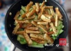 油条丝瓜的做法图解6