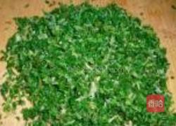 荠菜虾球的做法图解2
