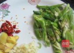 鲜辣椒炒腰花的做法图解7