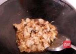 虾皮蛋松焖豆腐的做法图解9