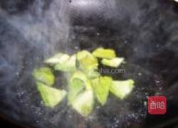 苦瓜炖排骨的做法图解7