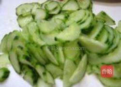 蒜蓉黄瓜的做法图解2