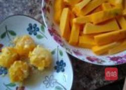 蛋黄焗南瓜的做法图解1