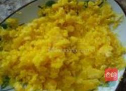 蛋黄焗南瓜的做法图解2