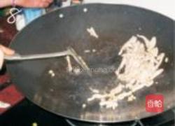 西芹枸杞炒百合的做法图解8