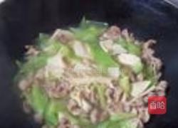 莴笋千张煮肉片的做法图解8