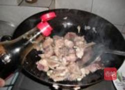 板栗烧鸡的做法图解9