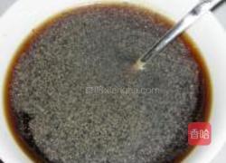 口蘑扒鸡腿的做法图解3