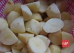 红烧土豆的做法图解1