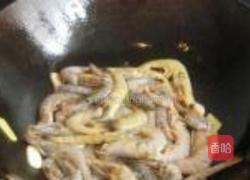 丝瓜干煸杂虾的做法图解4