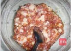 节瓜花菇焖肉饼的做法图解1