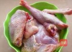 飘香手撕鸡的做法图解1