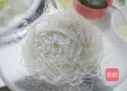 包菜炒粉丝的做法图解1