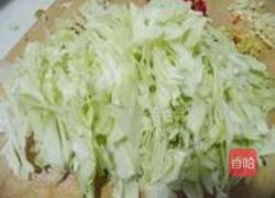 包菜炒粉丝的做法图解3