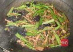 山芹炒肉丝的做法图解6