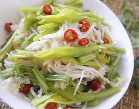 鲜黄花拌金针菇